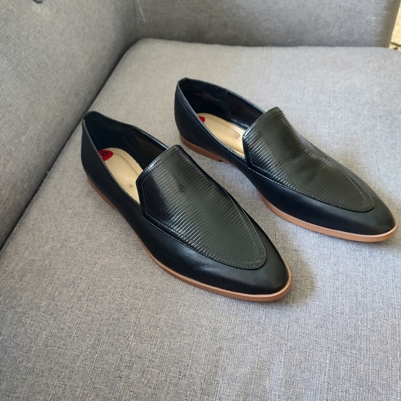 Vince Camuto loafers oxfords black leather - Picture 2 of 5